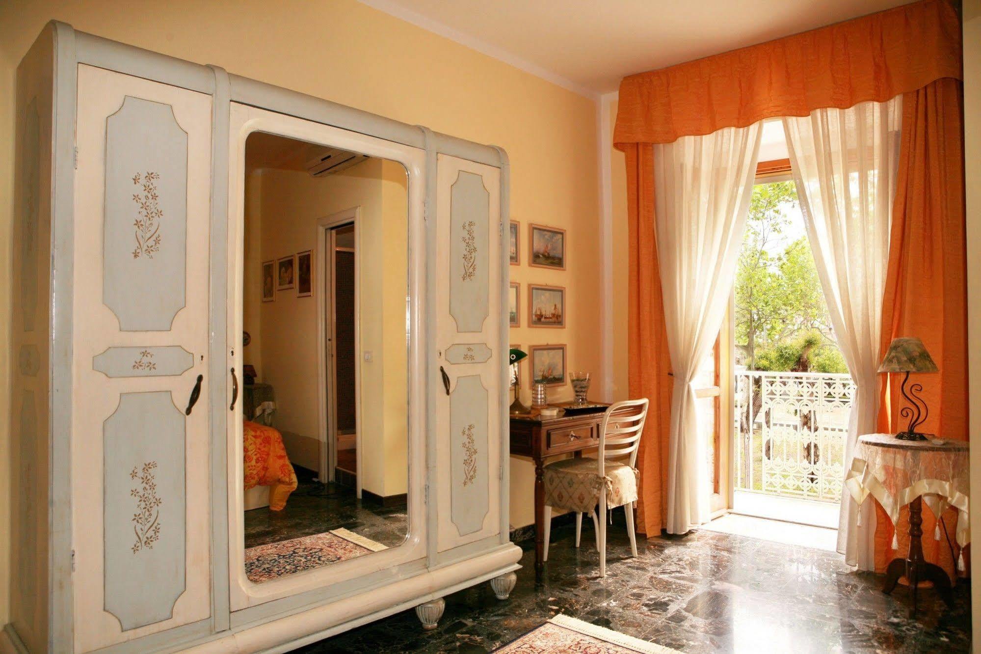 Al Vecchio Pioppo Bed & Breakfast Praia a Mare Bagian luar foto